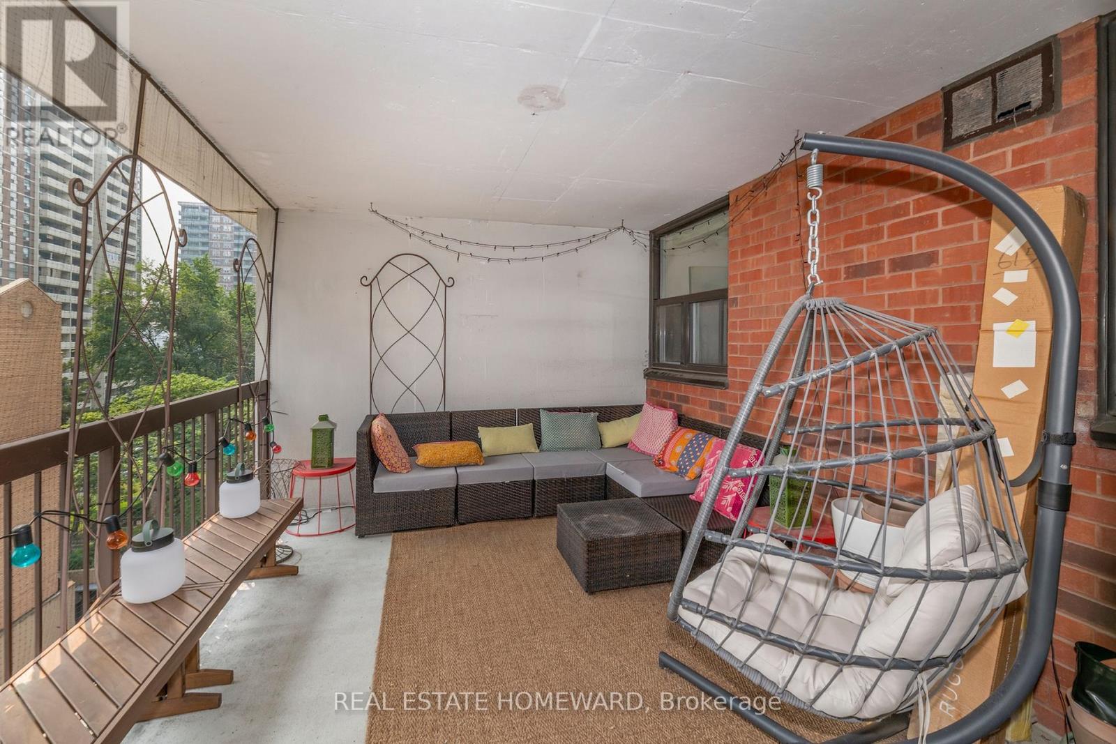 #615 77 MAITLAND PLACE - Image 18