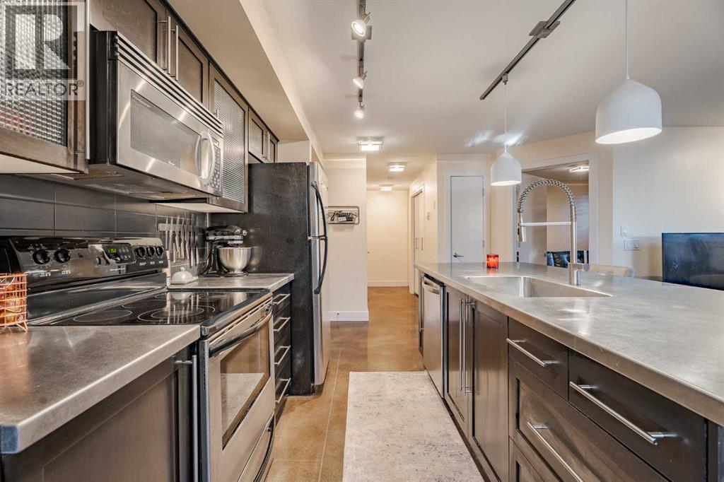 #101 3704 15A Street SW - 8