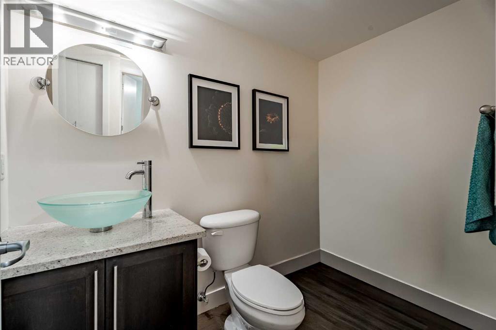 #101 3704 15A Street SW - 17