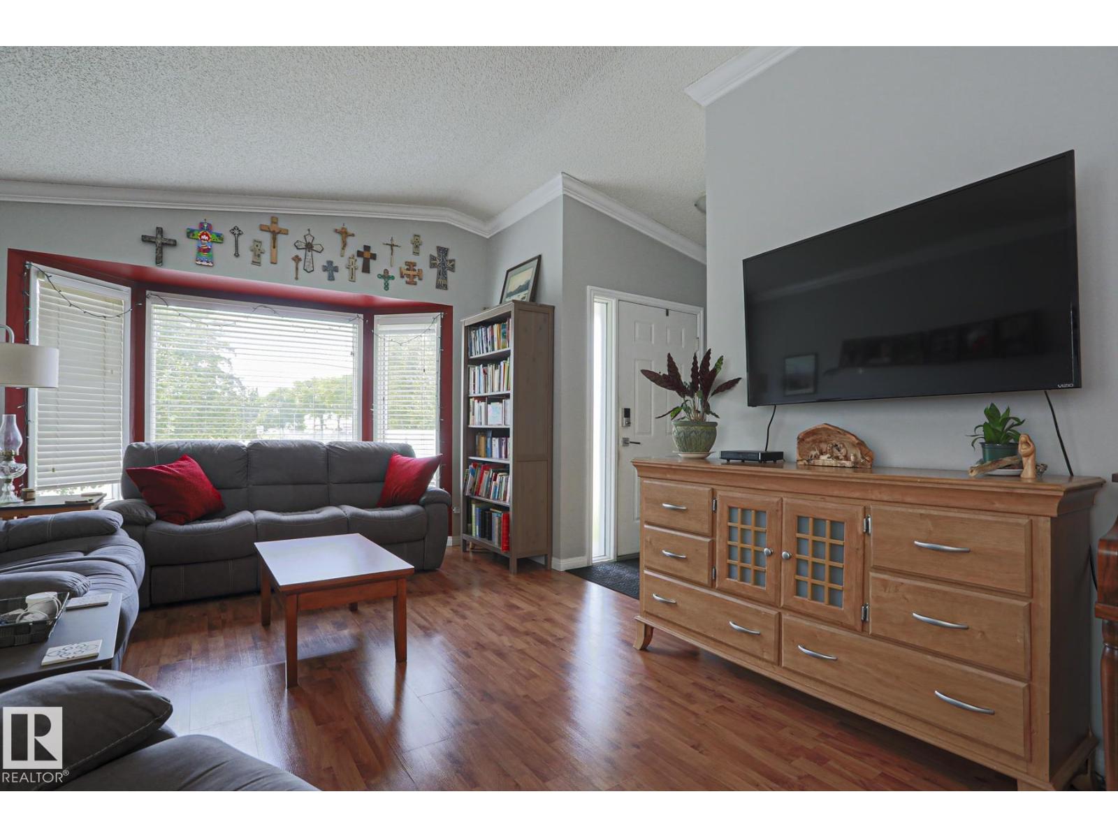 1439 80 ST NW - 12