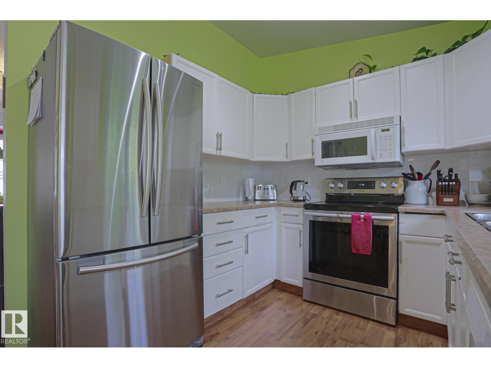 1439 80 ST NW - 15