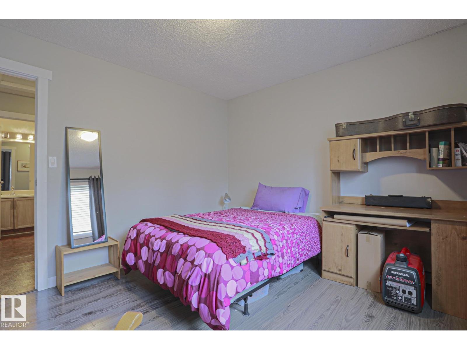 1439 80 ST NW - 19
