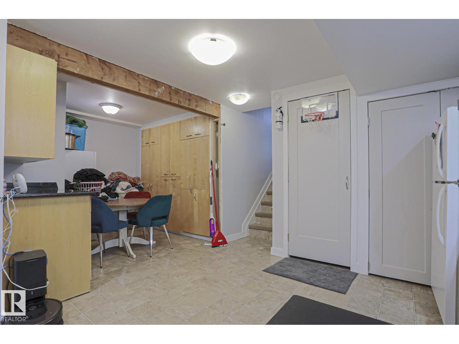 1439 80 ST NW - 40