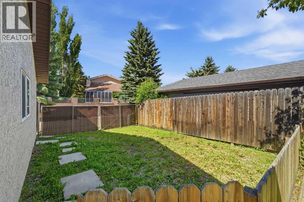 1018 10 Avenue SE - 36