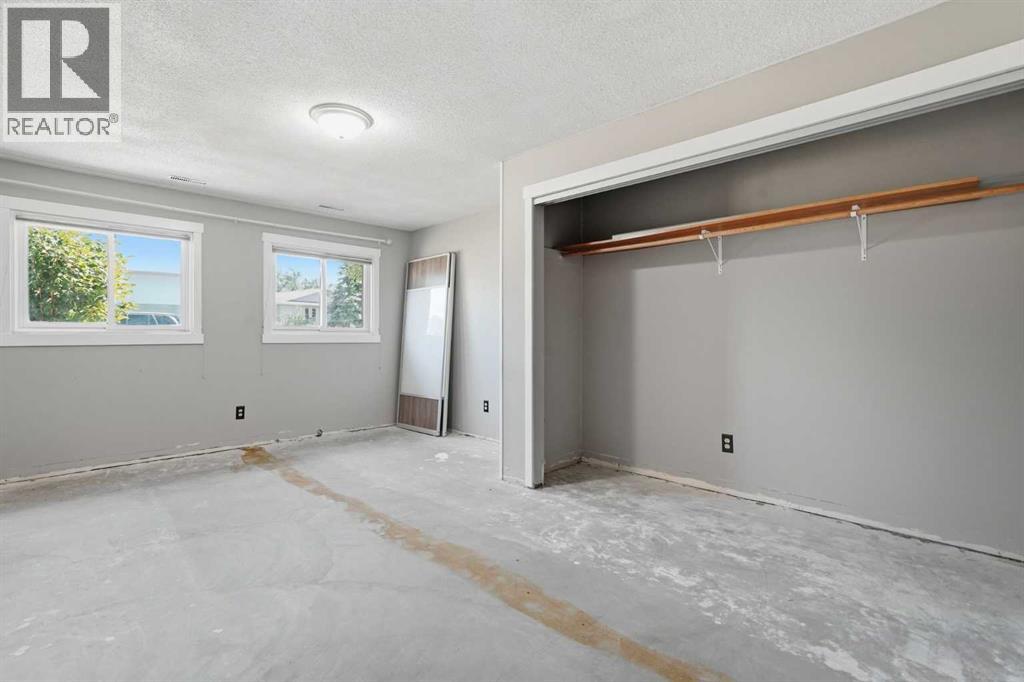 1018 10 Avenue SE - 43