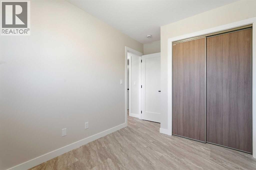 1018 10 Avenue SE - 27
