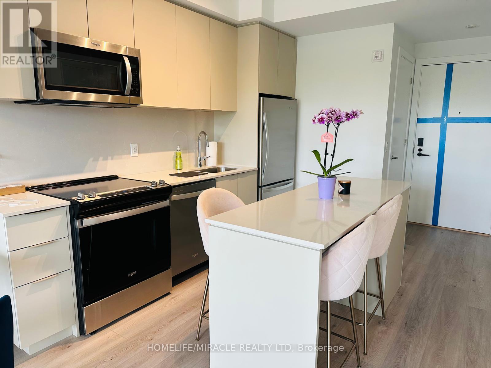 #408 770 WHITLOCK AVENUE - 5