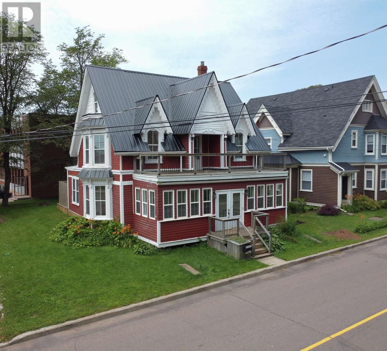 54 Summer Street - Image 4