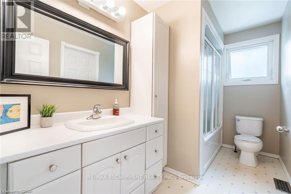 152 7TH CONCESSION ROAD E - 21
