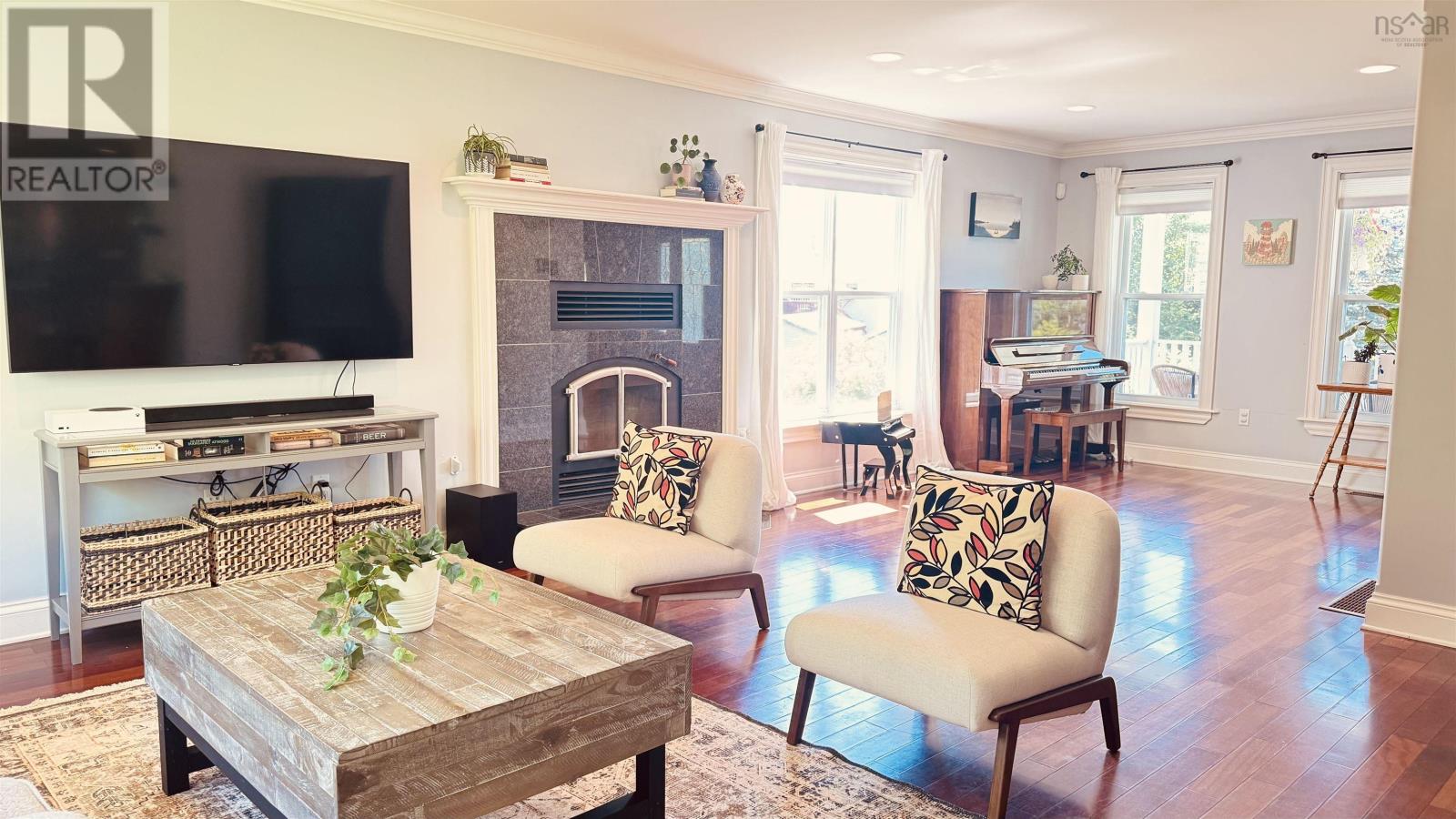 72 Elmwood Drive - Image 12