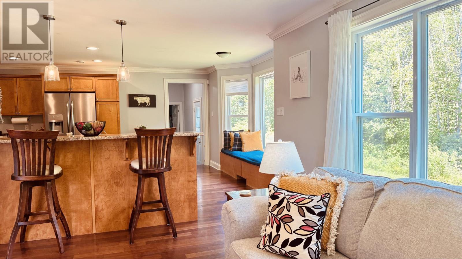 72 Elmwood Drive - Image 15