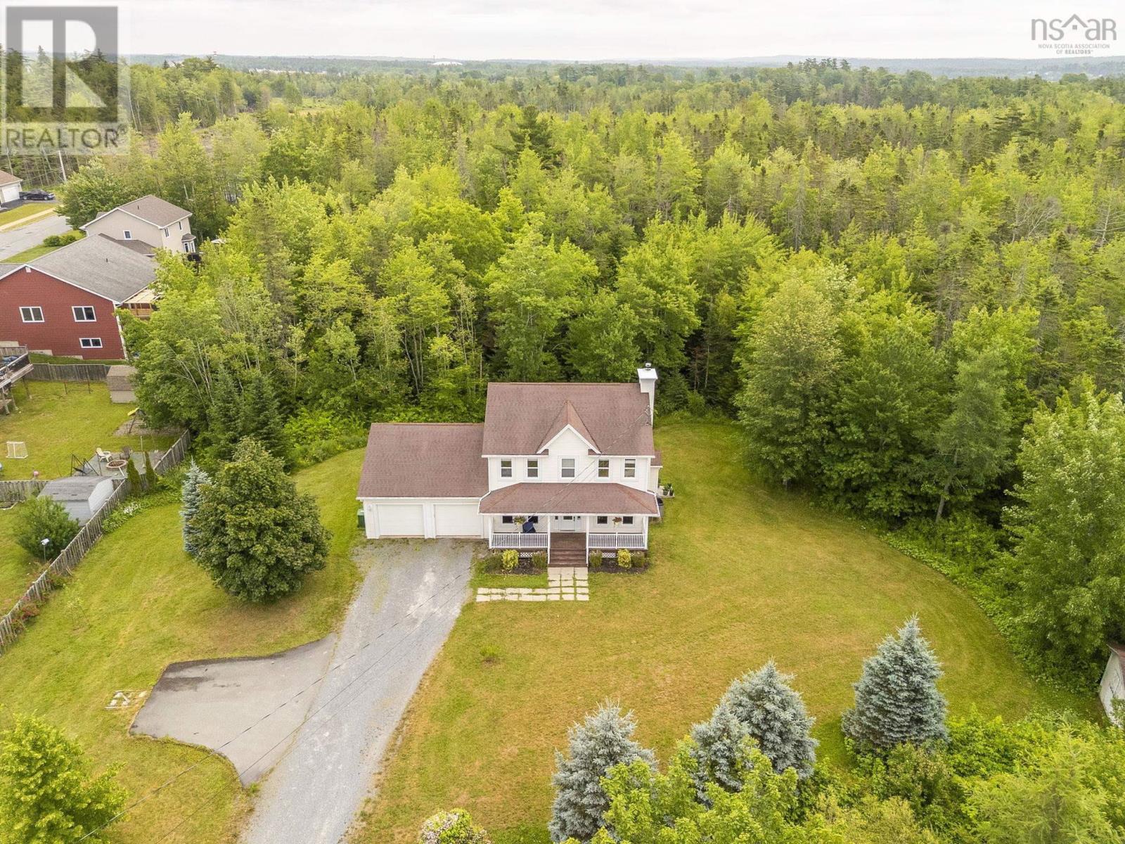 72 Elmwood Drive - Image 4