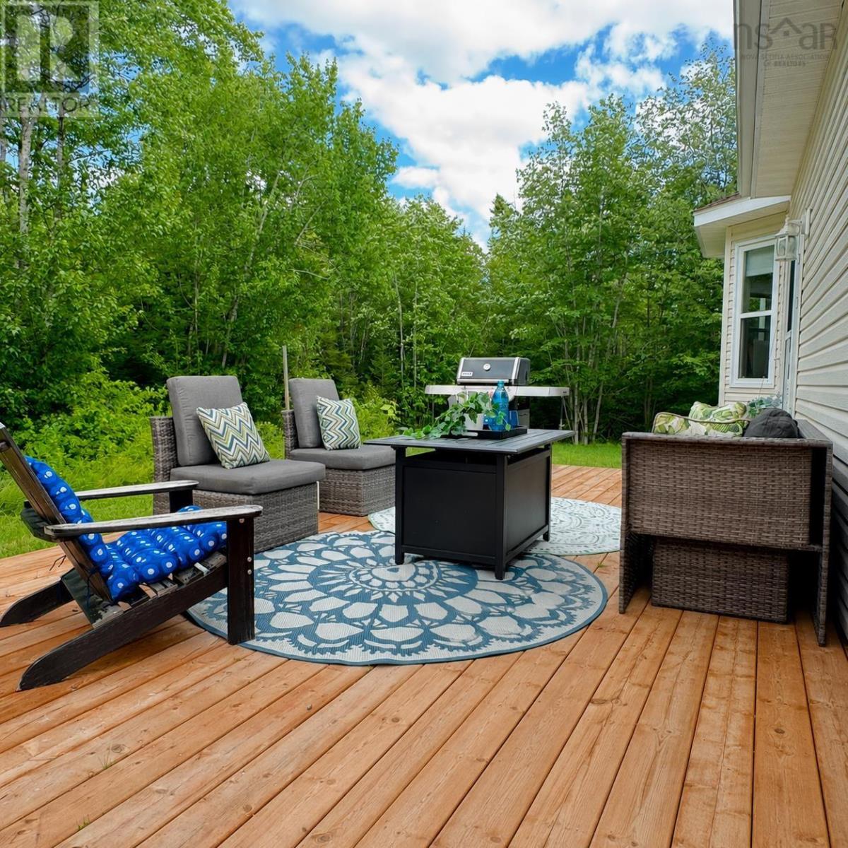 72 Elmwood Drive - Image 44