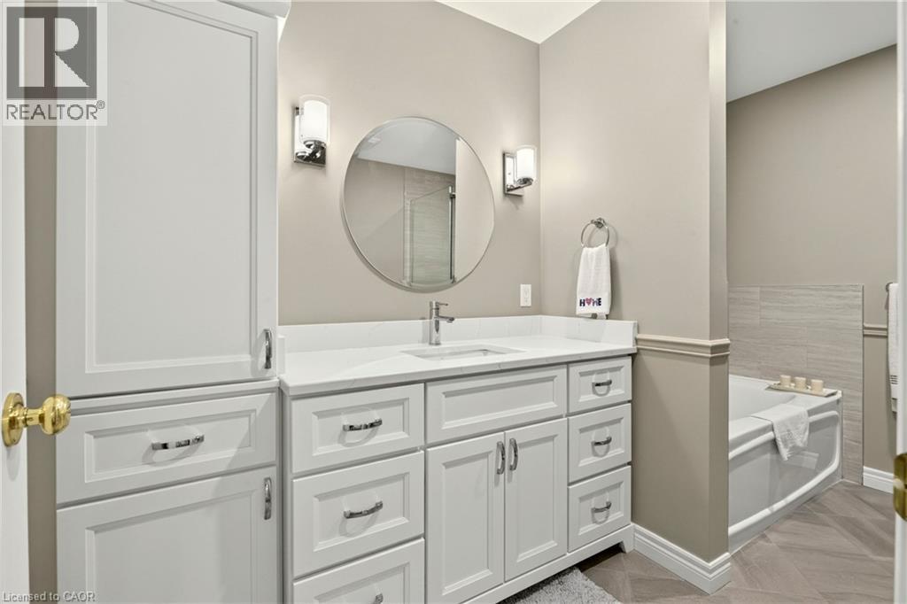 31 SPENCER Crescent - 28