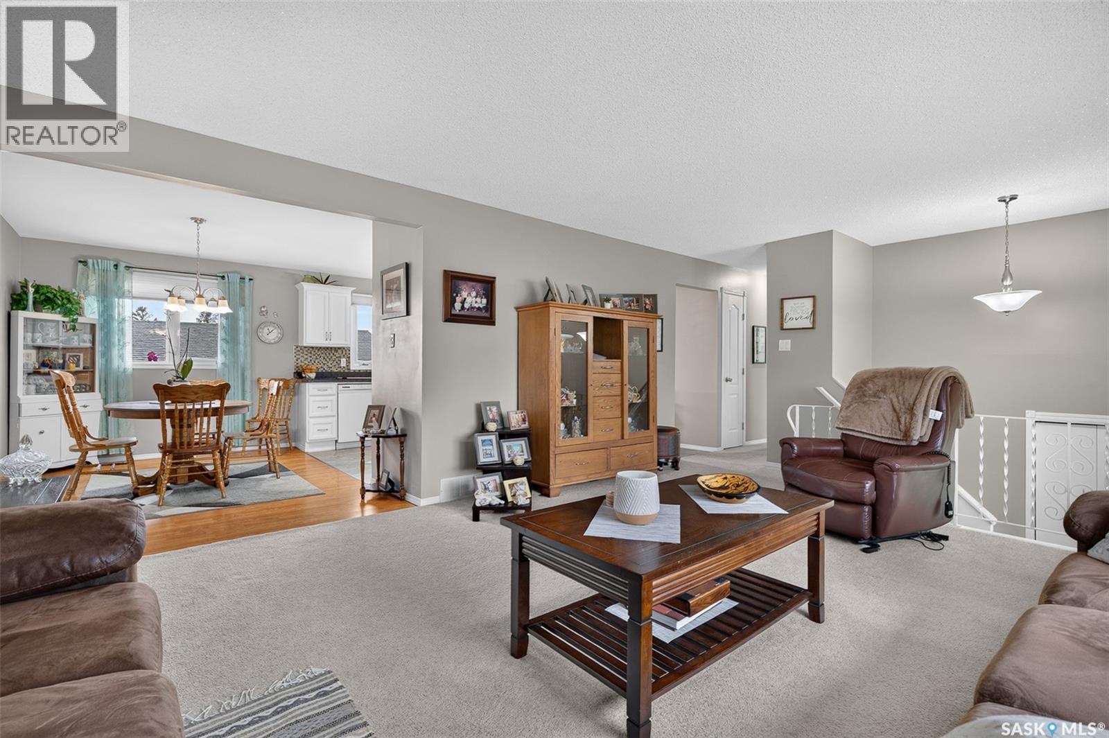 1331 Athabasca STREET W - 10