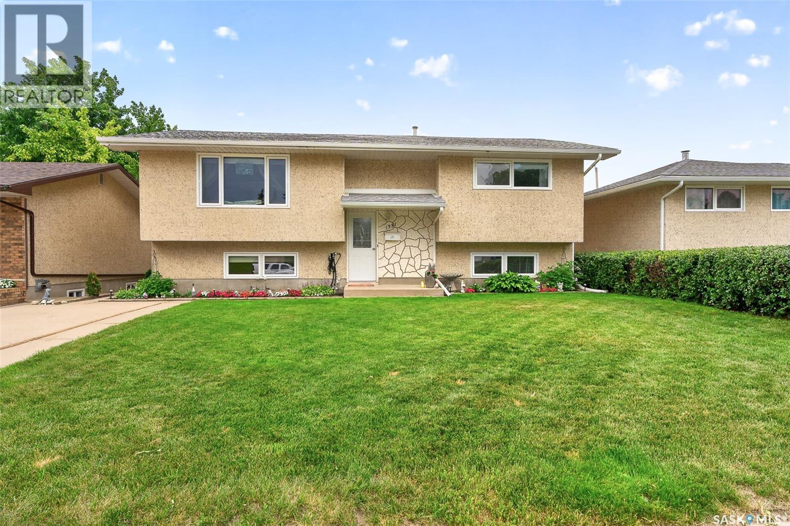 1331 Athabasca STREET W - Image 3