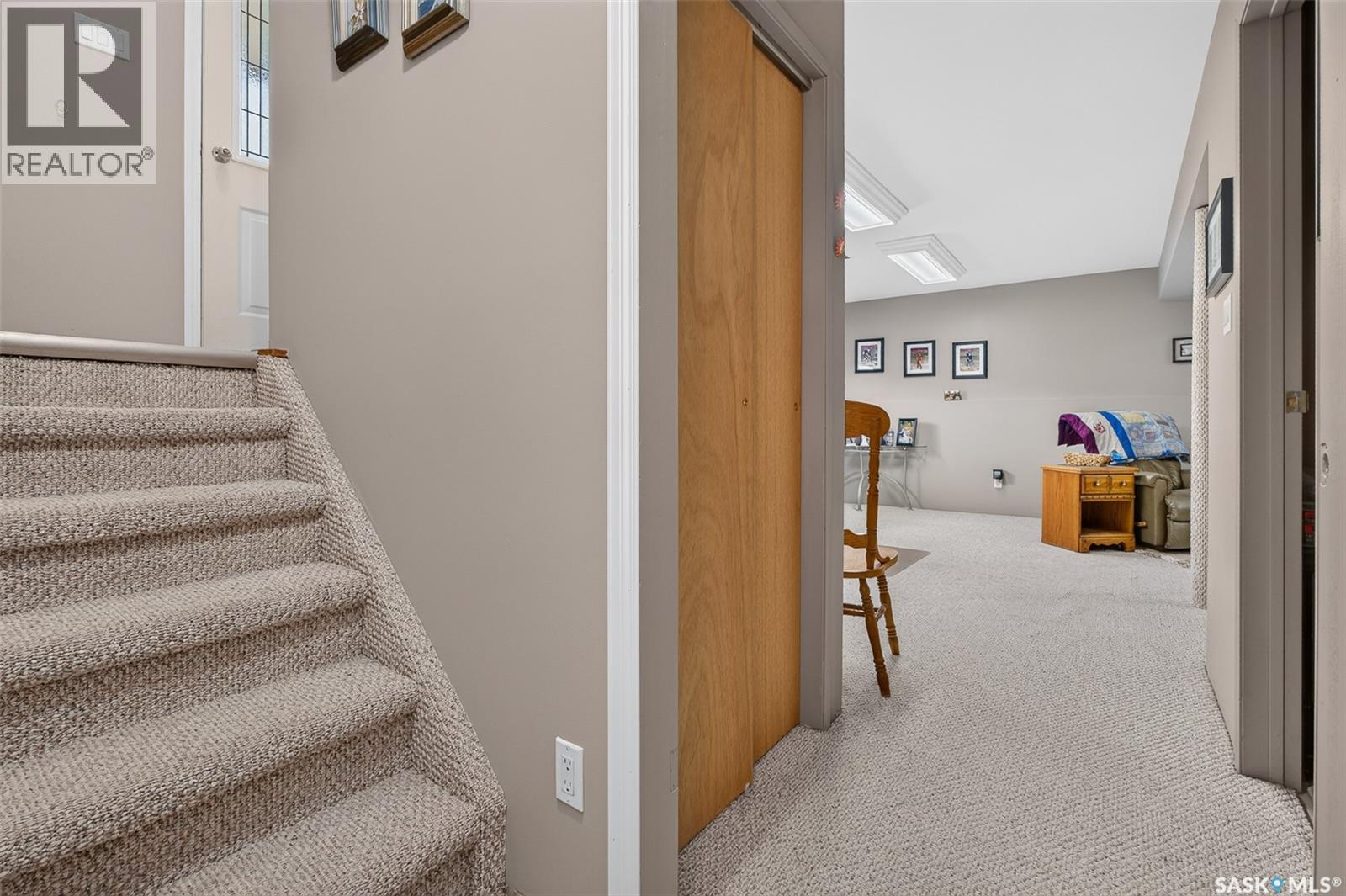 1331 Athabasca STREET W - 42