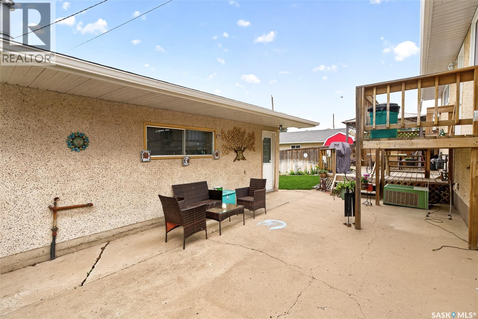 1331 Athabasca STREET W - 65