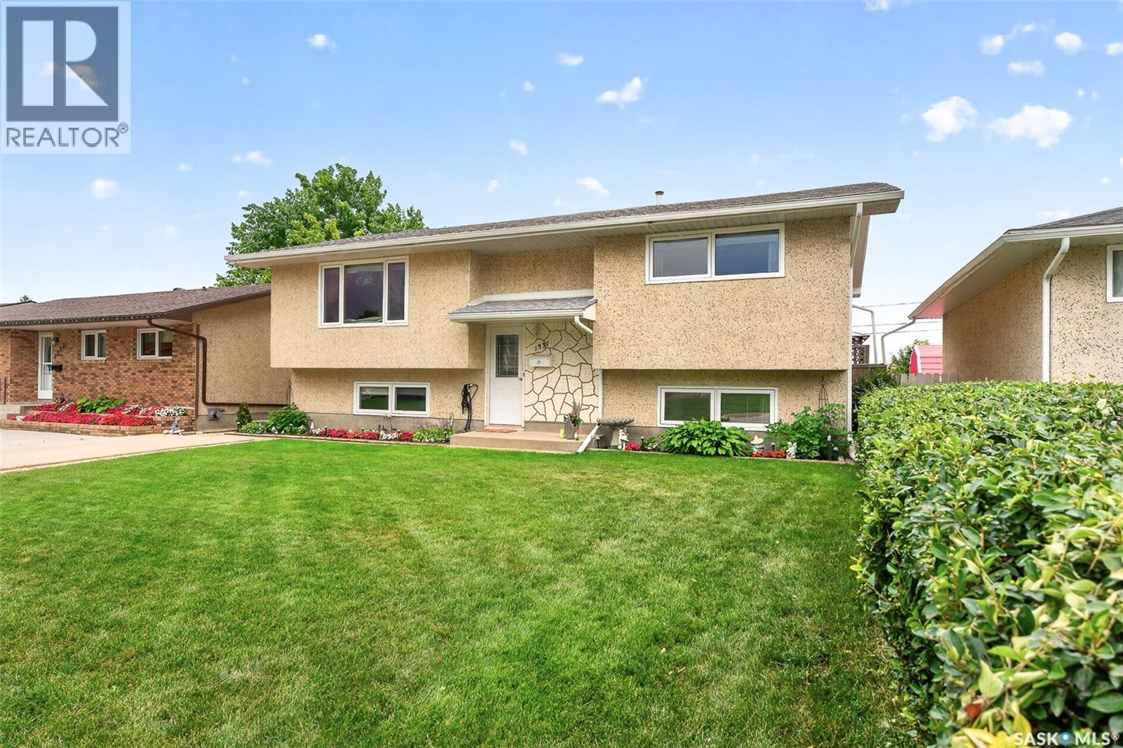 1331 Athabasca STREET W - 70