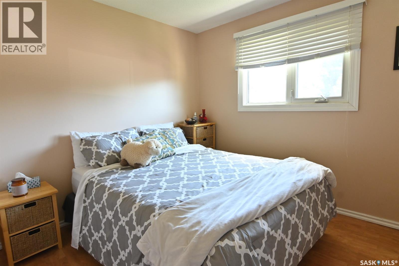 521 Guelph CRESCENT - 11