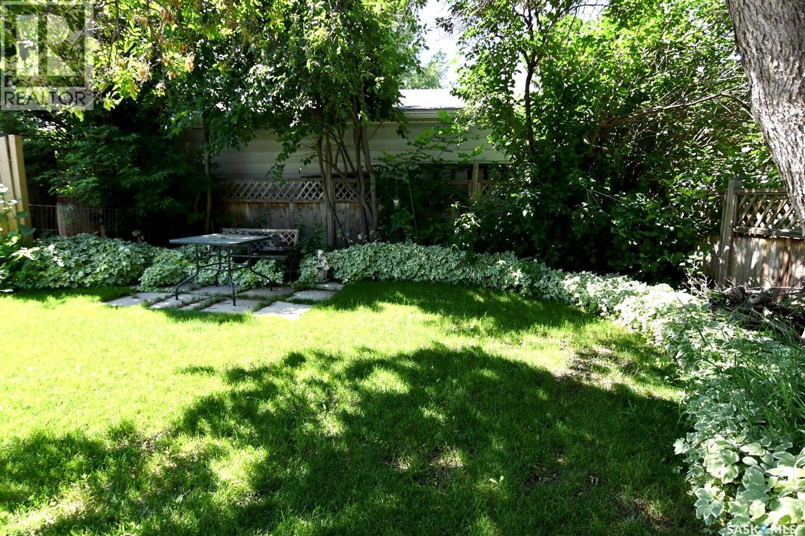 521 Guelph CRESCENT - 30