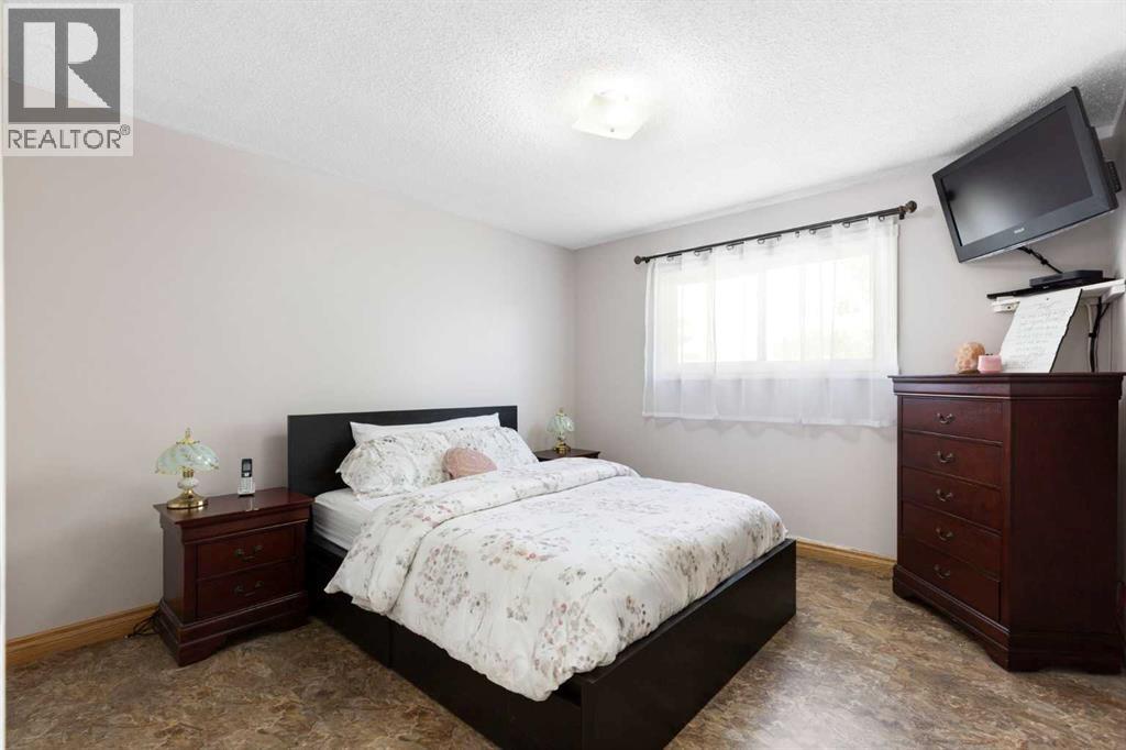 1016 Hunterdale Place NW - 20
