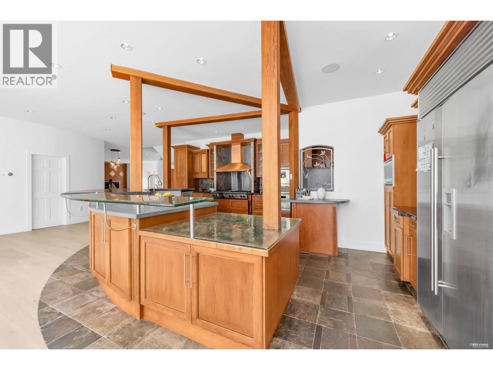 3007 SUNNYSIDE ROAD, Anmore