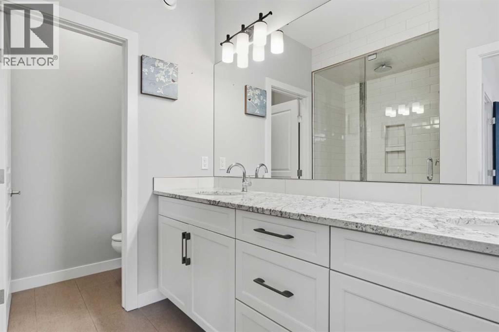 237 Mahogany Parade SE - 14