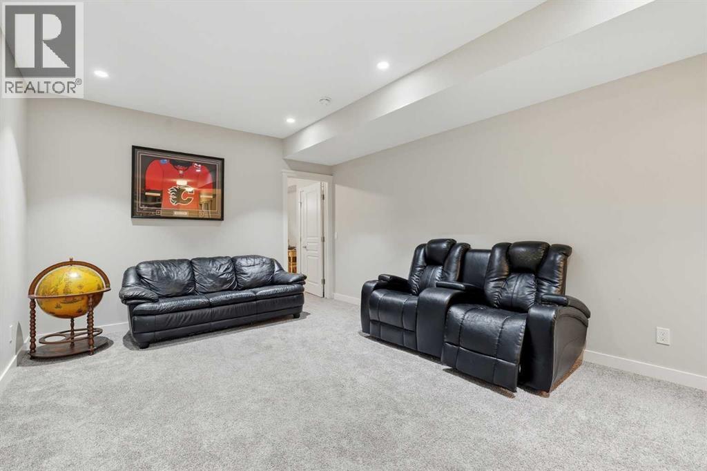 237 Mahogany Parade SE - 18
