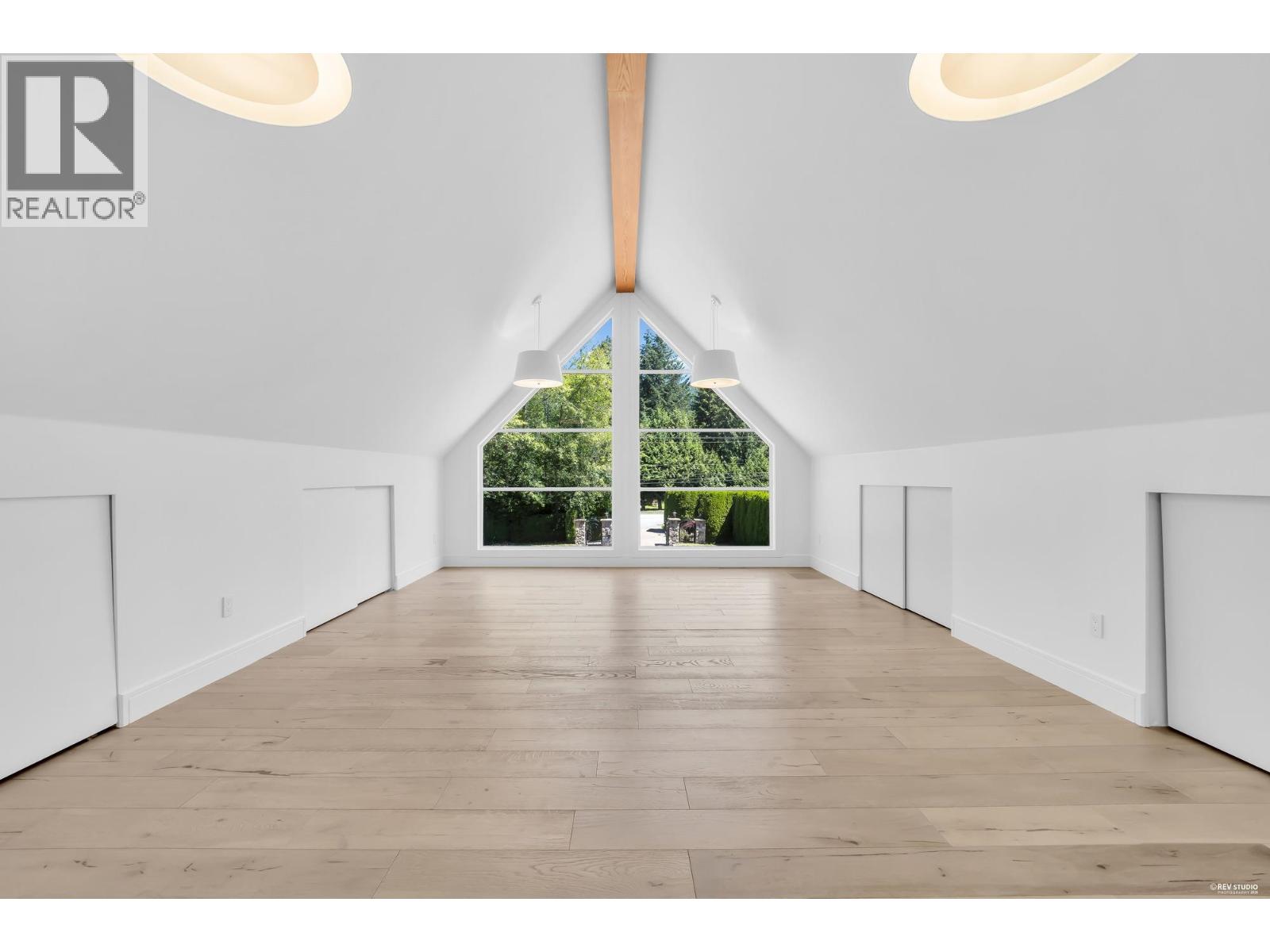 3007 SUNNYSIDE ROAD, Anmore