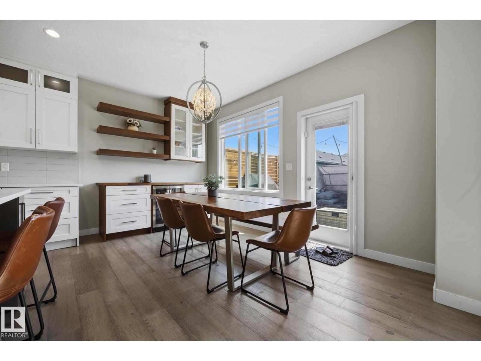 3870 ROBINS CR NW NW - 26