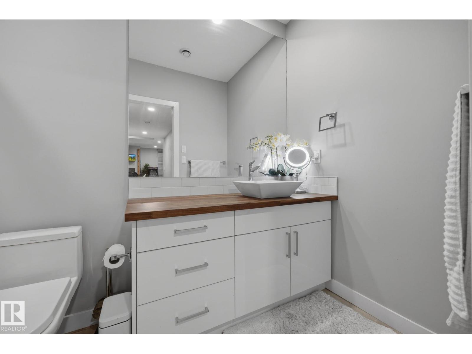 3870 ROBINS CR NW NW - 45