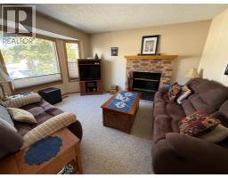 Family room - 13 Assiniboine Drive, Swan Hills, AB T0G2C0 Photo 7