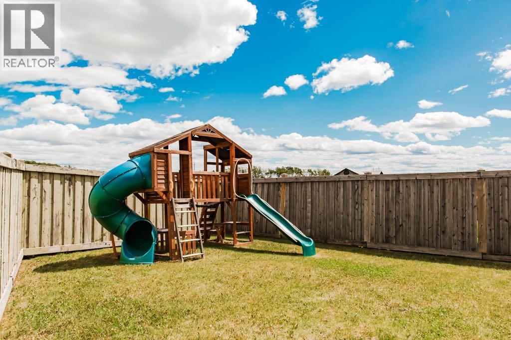 10261 85 Street - 36