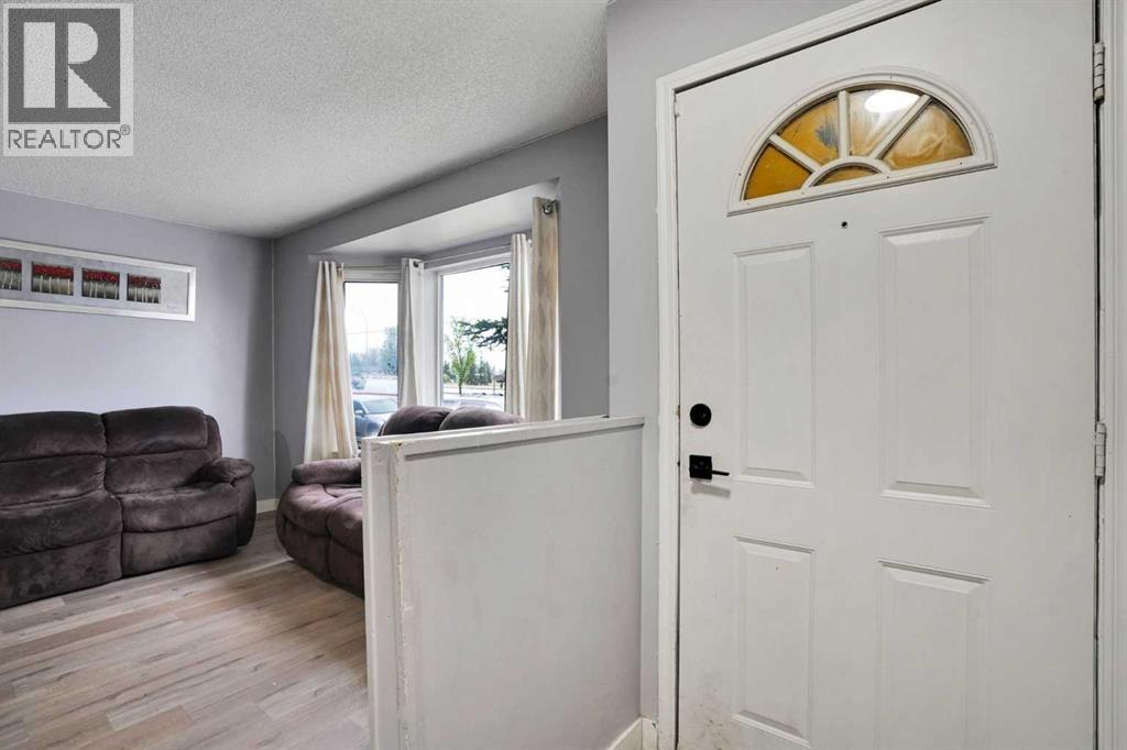 133 MARTINGLEN Way NE - 3