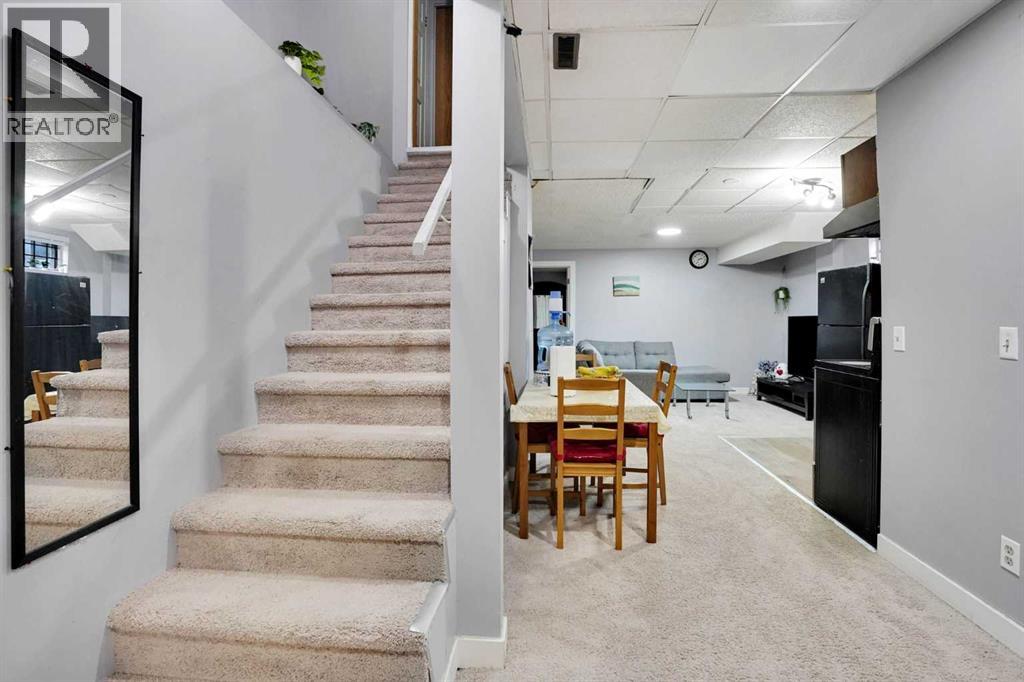 133 MARTINGLEN Way NE - 33