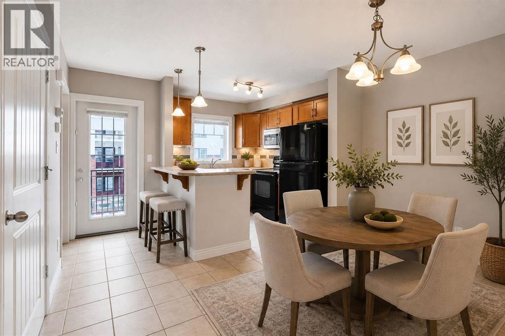 19 Royal Oak Plaza NW - 11