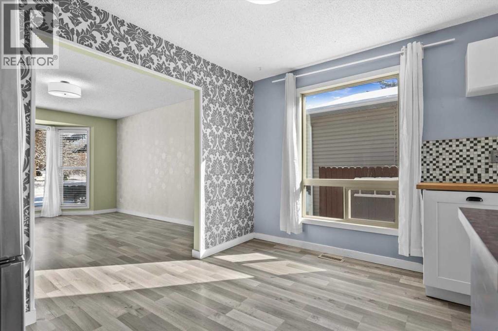 72 Marquis Place SE - 11