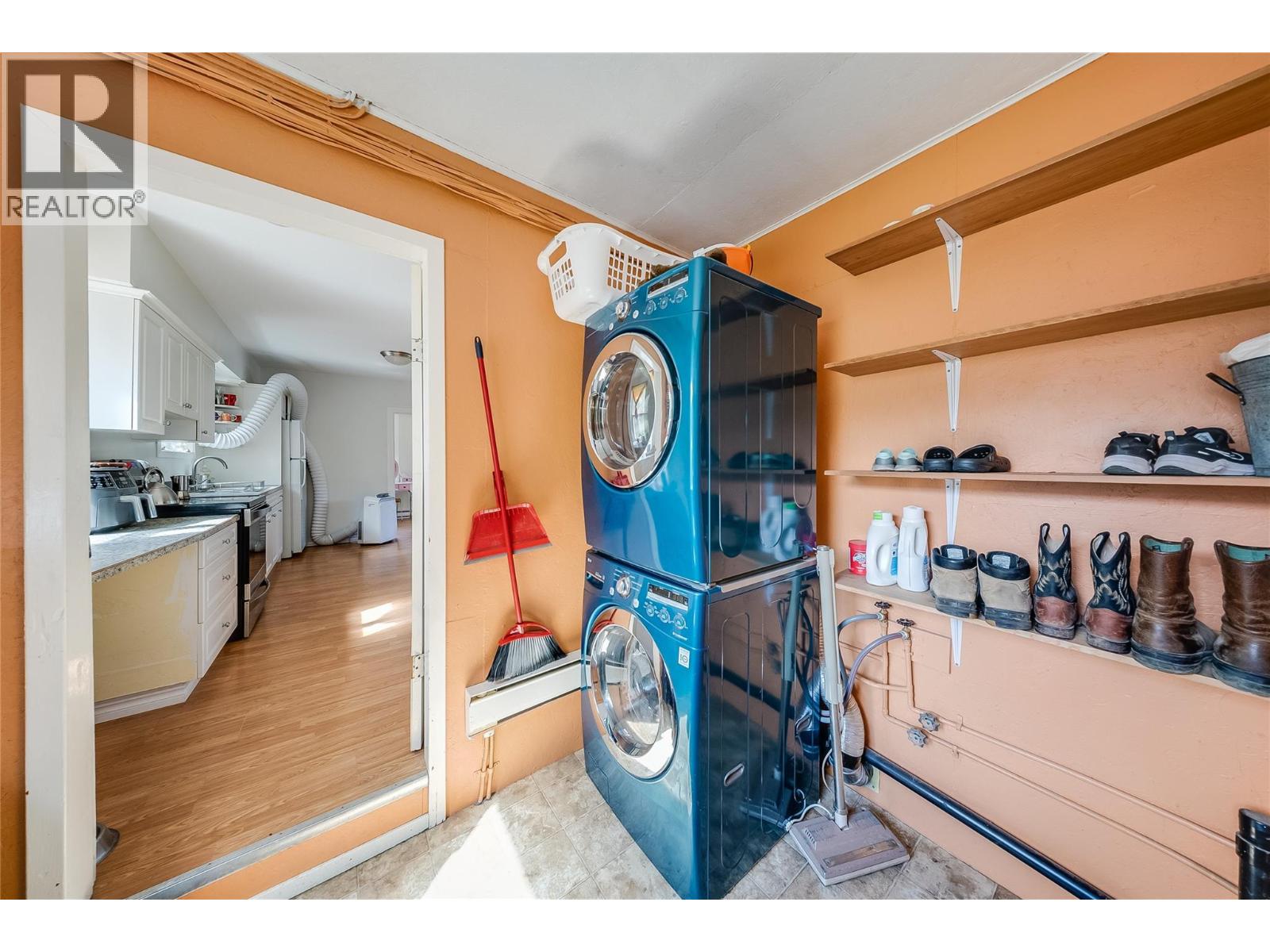 502 3rd Avenue - 26