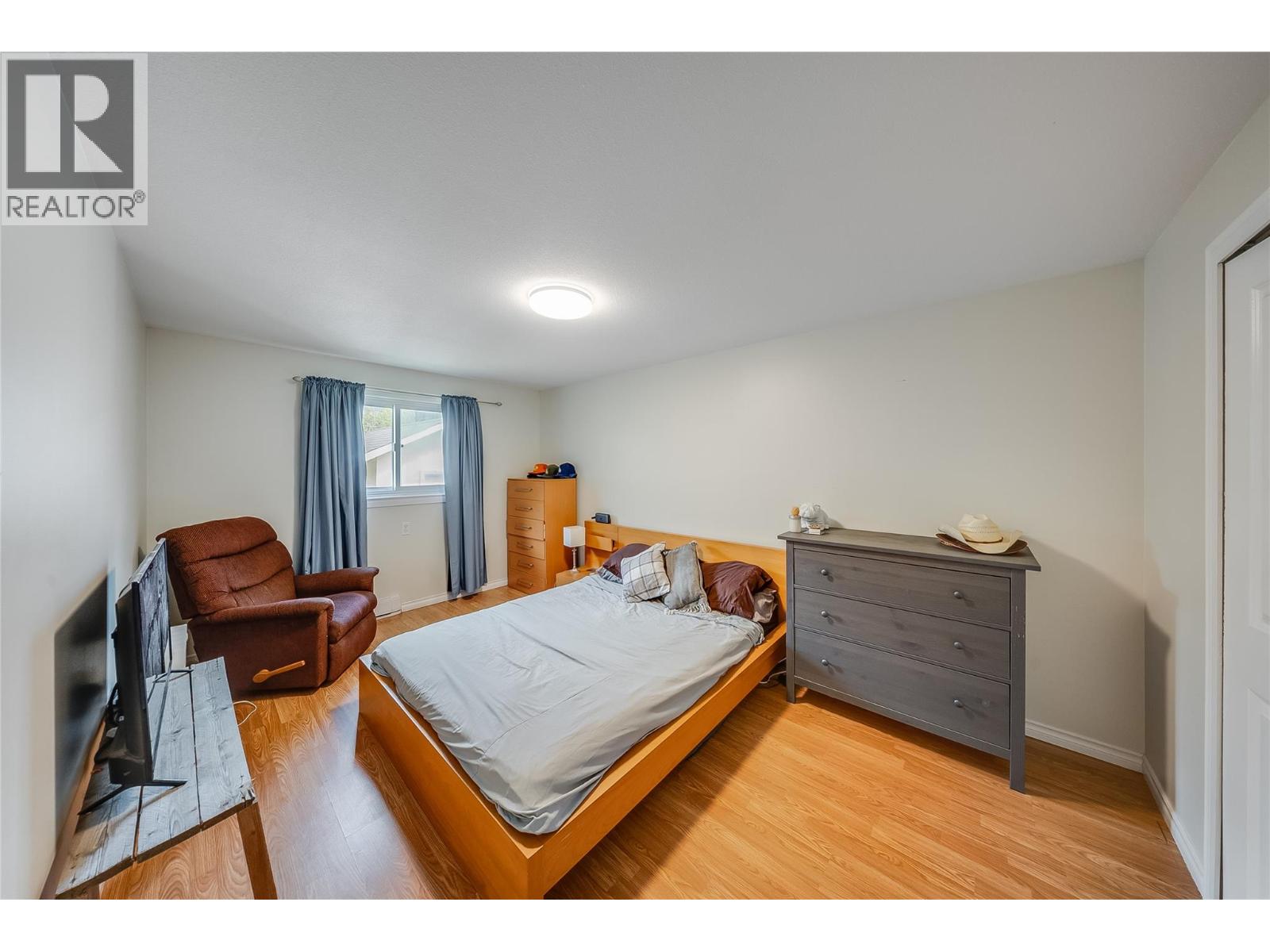 502 3rd Avenue - 17