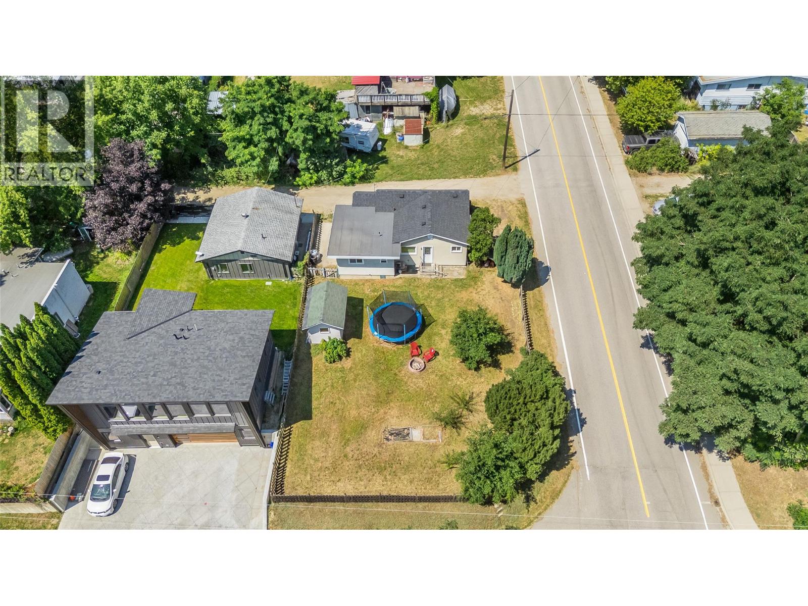 502 3rd Avenue - 35