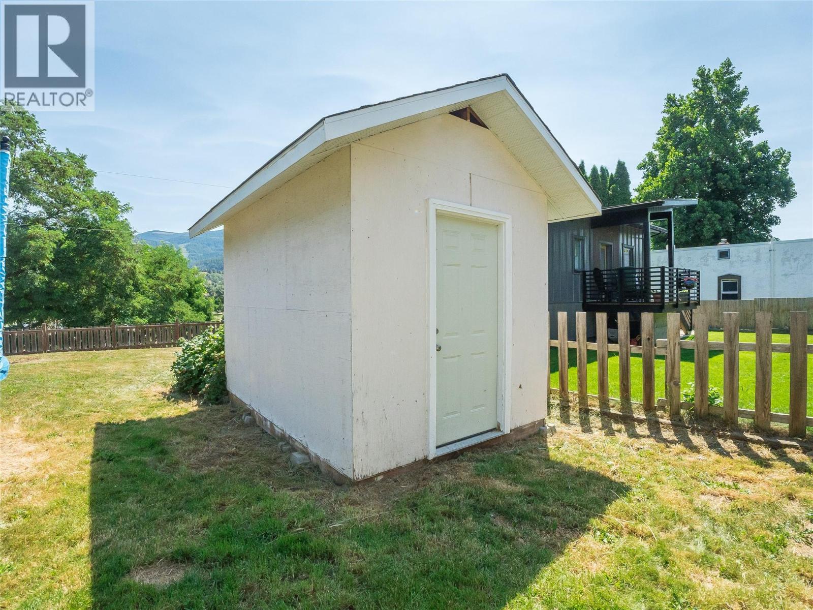 502 3rd Avenue - 33