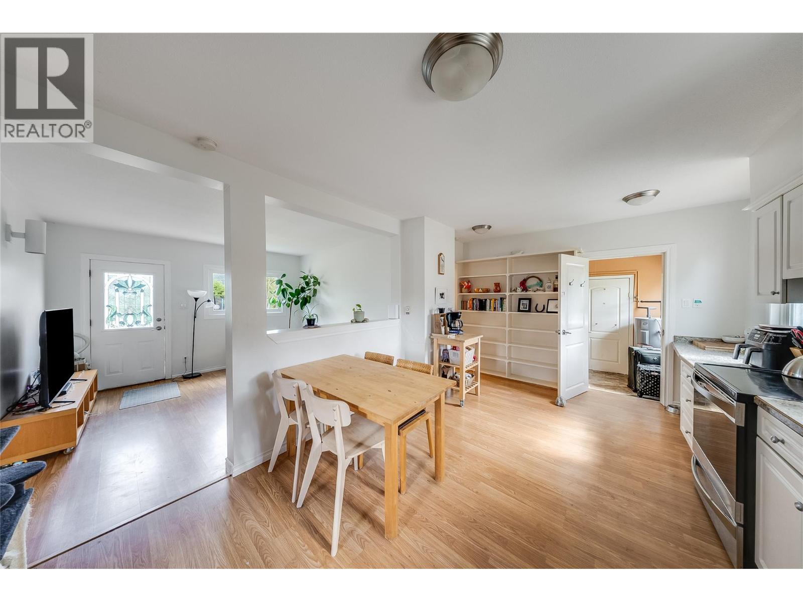 502 3rd Avenue - 8