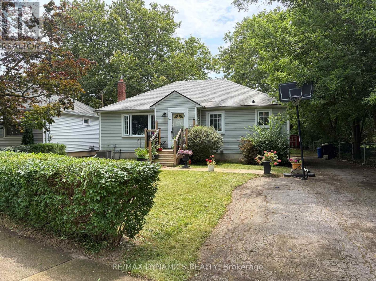 26 BEAMER AVENUE - 1