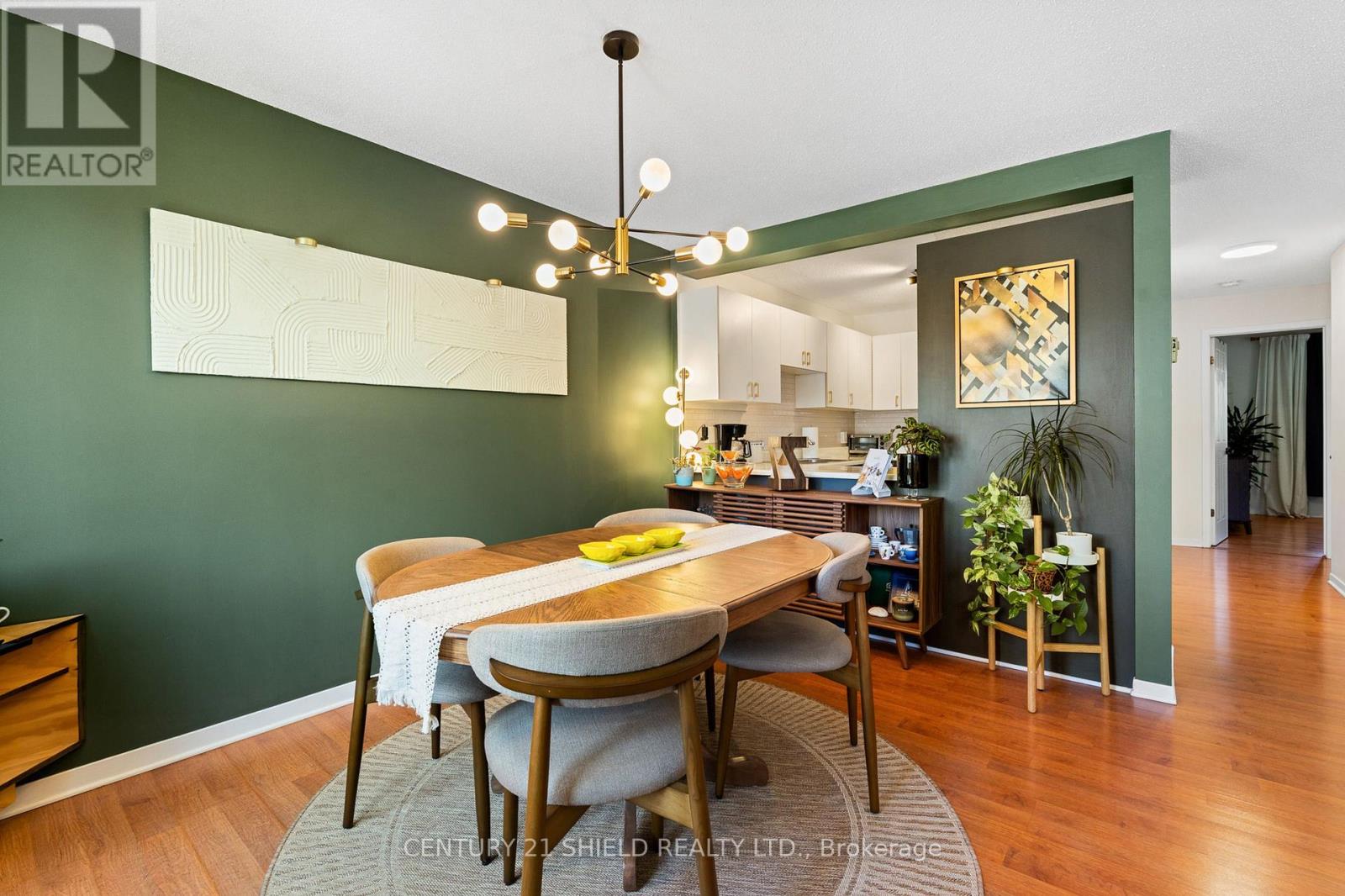 #3 465 SPENCE AVENUE - 15