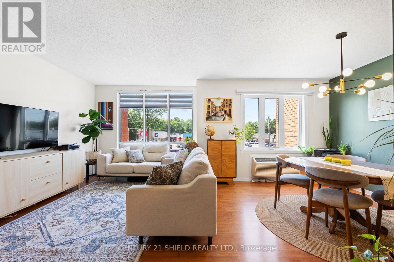 #3 465 SPENCE AVENUE - 18
