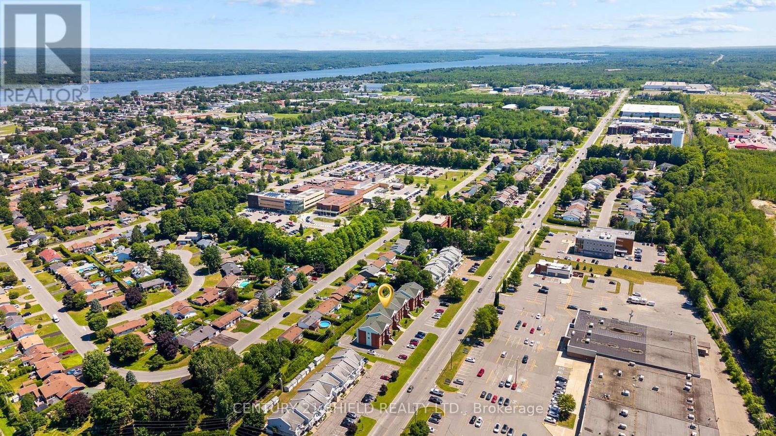 #3 465 SPENCE AVENUE - 37