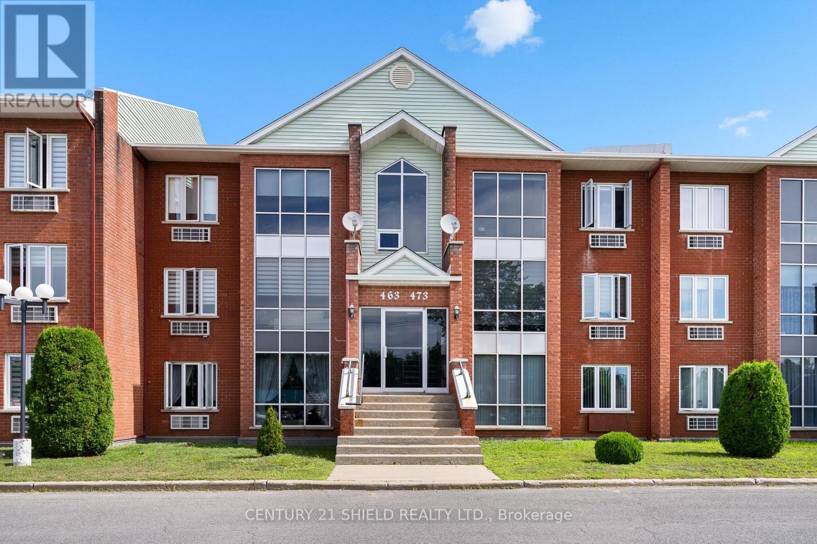 #3 465 SPENCE AVENUE - 6