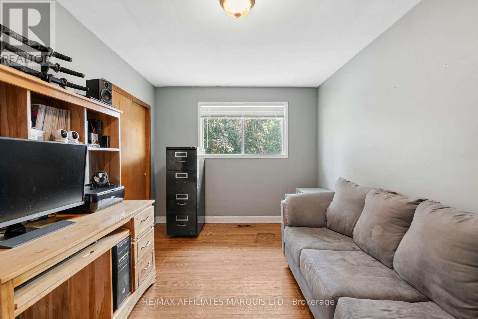 1210 OSBORNE AVENUE - 19