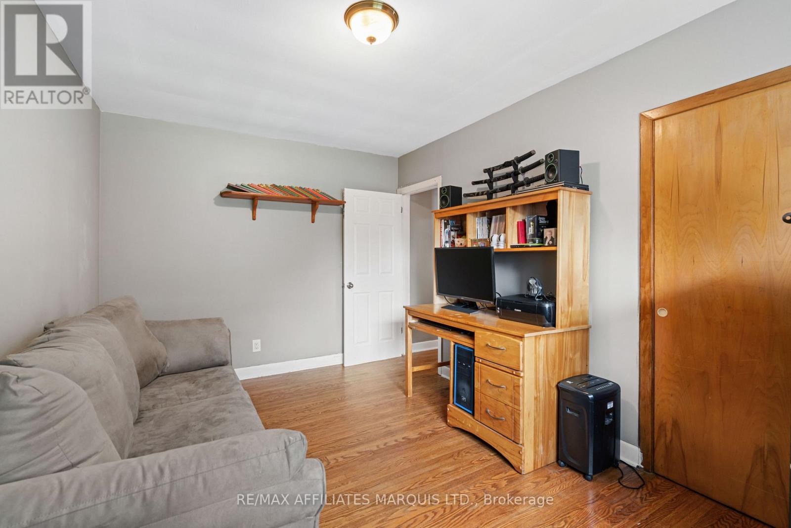 1210 OSBORNE AVENUE - 20